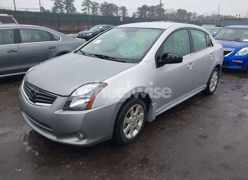 Photo 2 of 2012 Nissan Sentra 2.0 SR (VIN 3N1AB6AP5CL663586)