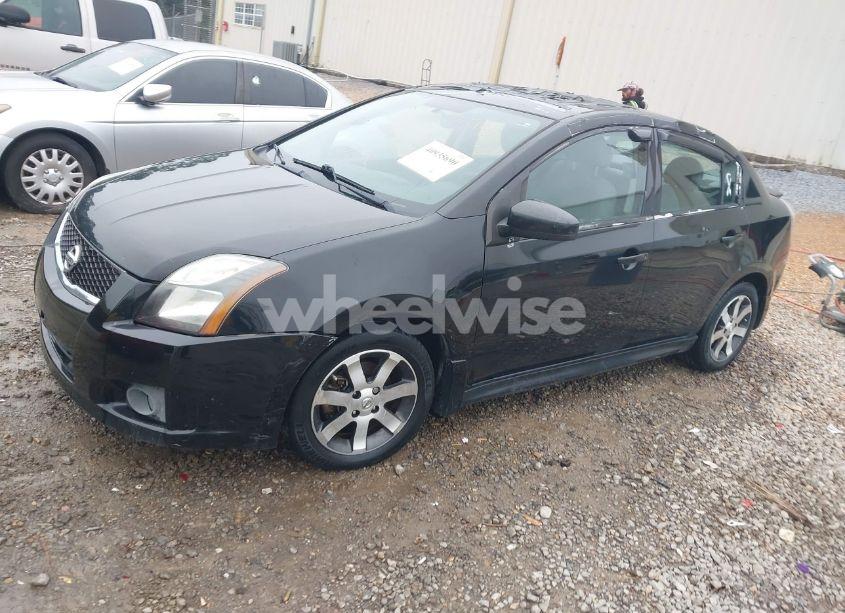 Photo 2 of 2012 Nissan Sentra 2.0 SR (VIN 3N1AB6AP5CL695373)