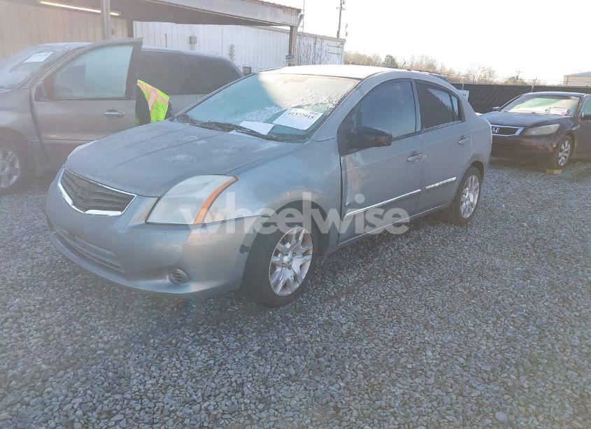 Photo 2 of 2012 Nissan Sentra 2.0 S (VIN 3N1AB6AP5CL722121)