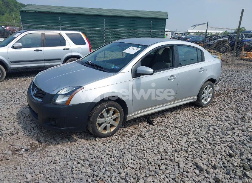 Photo 2 of 2012 Nissan Sentra 2.0 SR (VIN 3N1AB6AP5CL744409)