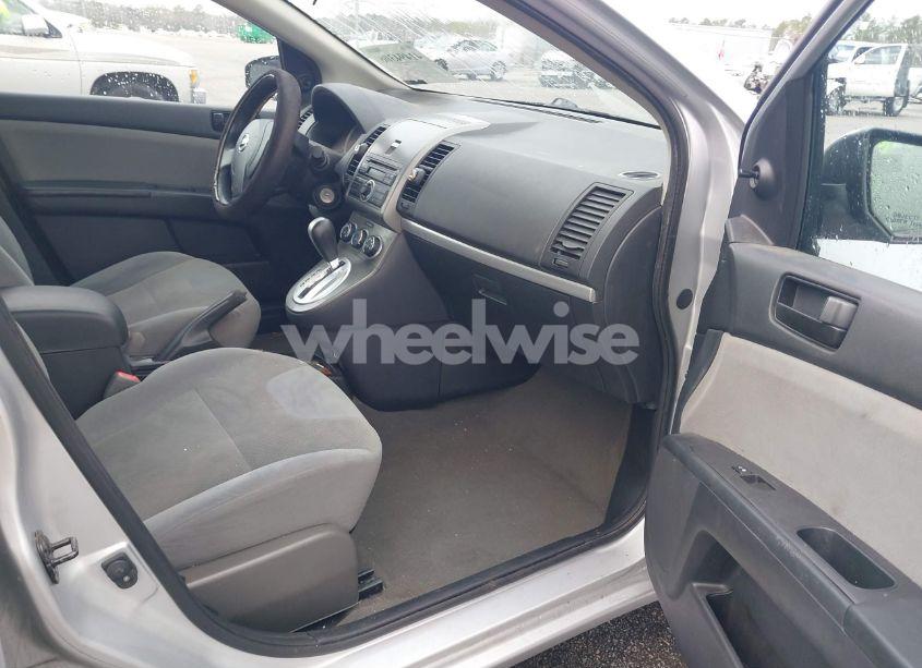 Photo 5 of 2012 Nissan Sentra 2.0 (VIN 3N1AB6AP5CL769942)