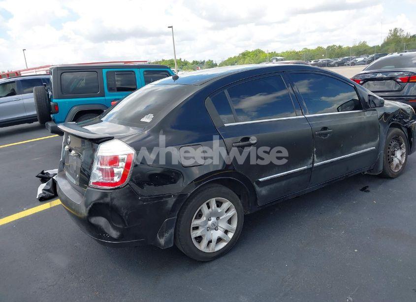 Photo 4 of 2012 Nissan Sentra 2.0 S (VIN 3N1AB6AP5CL779130)