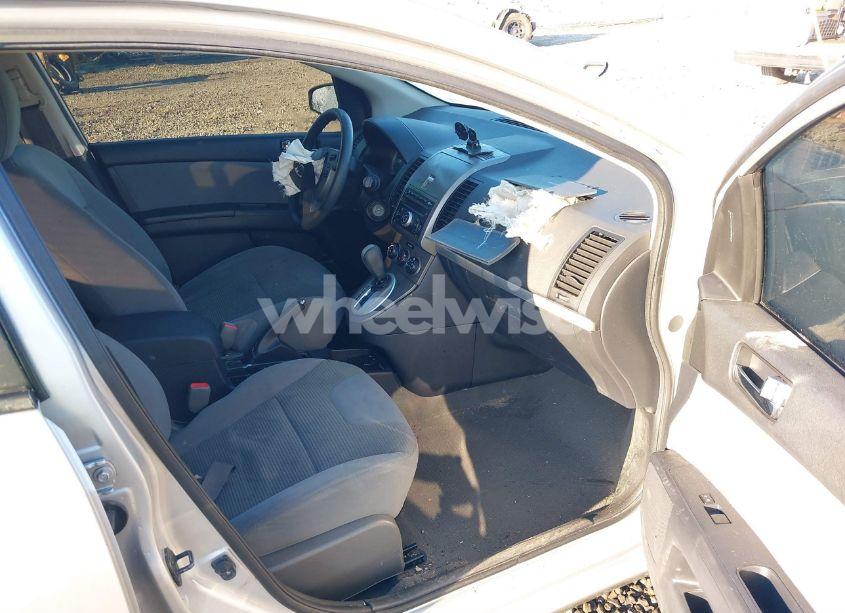 Photo 5 of 2010 Nissan Sentra 2.0S (VIN 3N1AB6AP6AL646843)