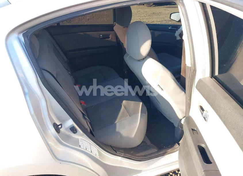 Photo 8 of 2010 Nissan Sentra 2.0S (VIN 3N1AB6AP6AL646843)