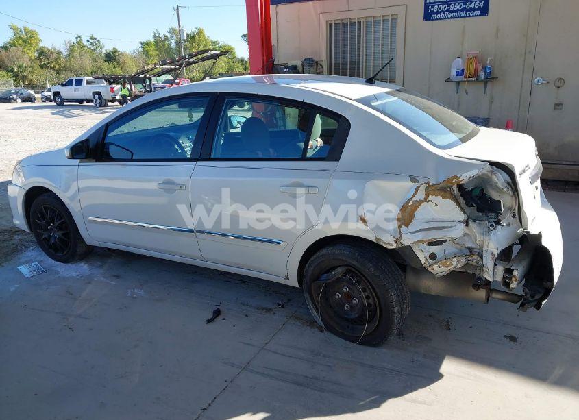 Photo 14 of 2010 Nissan Sentra 2.0S (VIN 3N1AB6AP6AL661049)