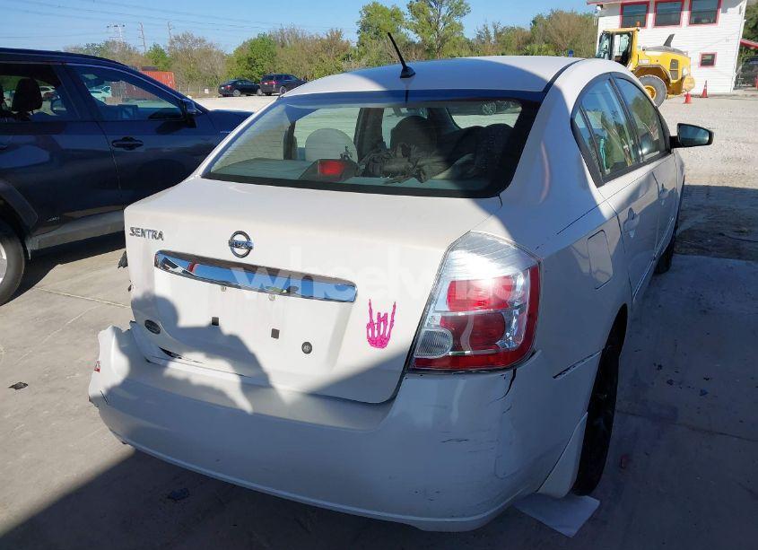 Photo 4 of 2010 Nissan Sentra 2.0S (VIN 3N1AB6AP6AL661049)