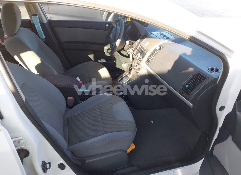 Photo 5 of 2010 Nissan Sentra 2.0S (VIN 3N1AB6AP6AL661049)