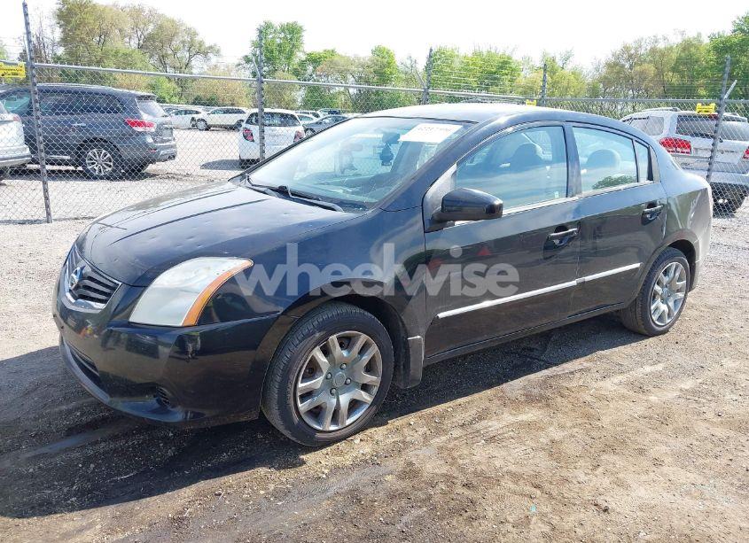 Photo 2 of 2010 Nissan Sentra 2.0S (VIN 3N1AB6AP6AL674741)