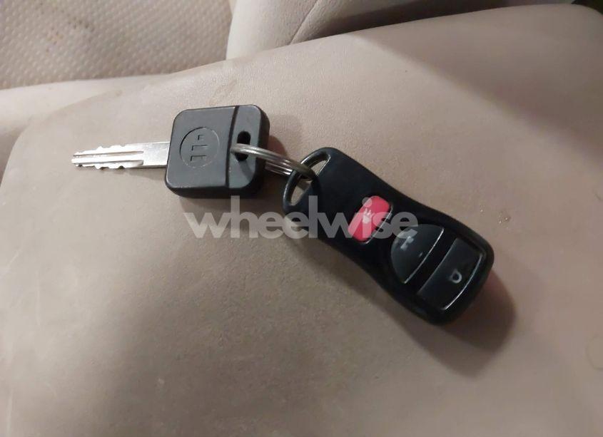 Photo 11 of 2010 Nissan Sentra 2.0 (VIN 3N1AB6AP6AL676862)