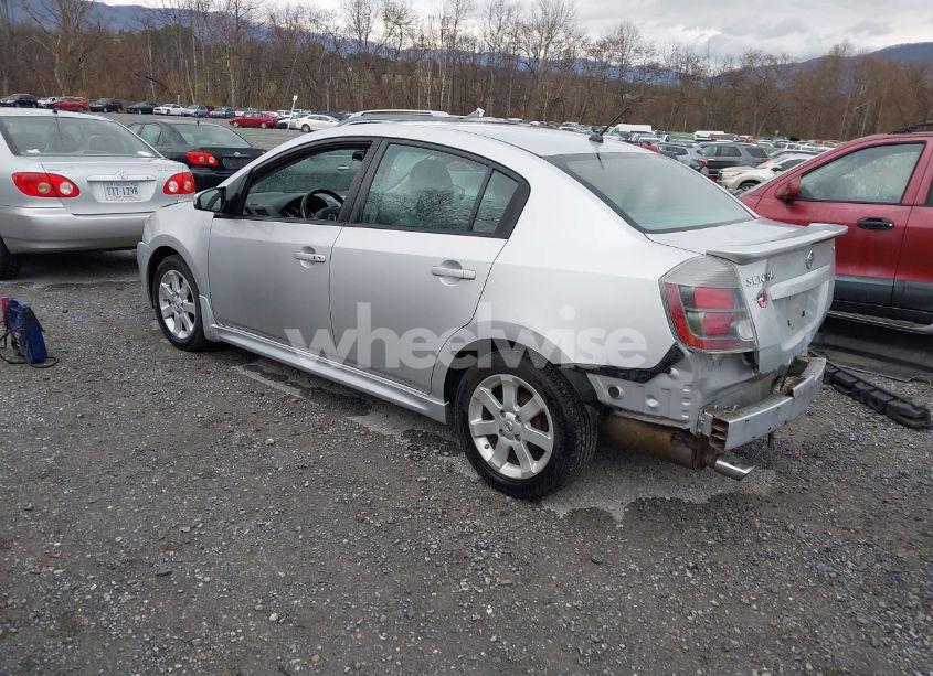 Photo 3 of 2010 Nissan Sentra 2.0SR (VIN 3N1AB6AP6AL684427)