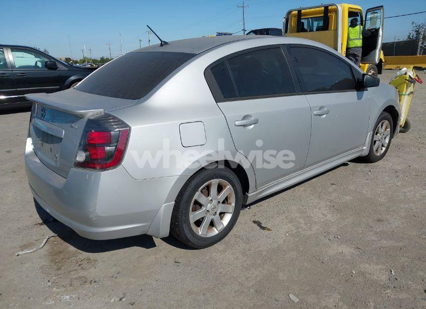 Photo 4 of 2010 Nissan Sentra 2.0SR (VIN 3N1AB6AP6AL687859)