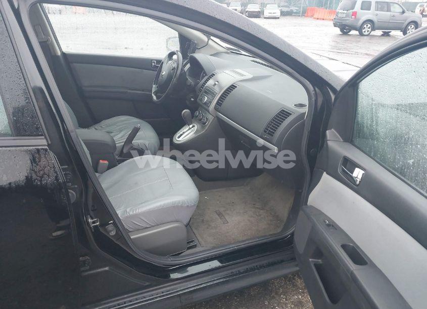 Photo 5 of 2010 Nissan Sentra 2.0SR (VIN 3N1AB6AP6AL700531)