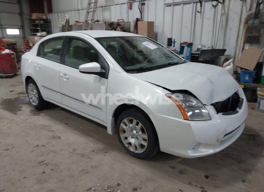 2010 Nissan Sentra 2.0S (VIN 3N1AB6AP6AL711884) main photo