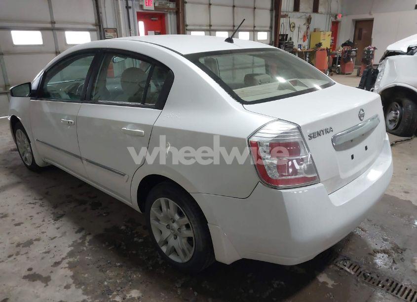 Photo 3 of 2010 Nissan Sentra 2.0S (VIN 3N1AB6AP6AL711884)
