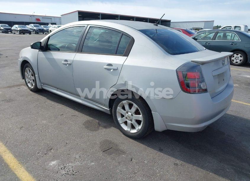 Photo 3 of 2011 Nissan Sentra 2.0SR (VIN 3N1AB6AP6BL621328)