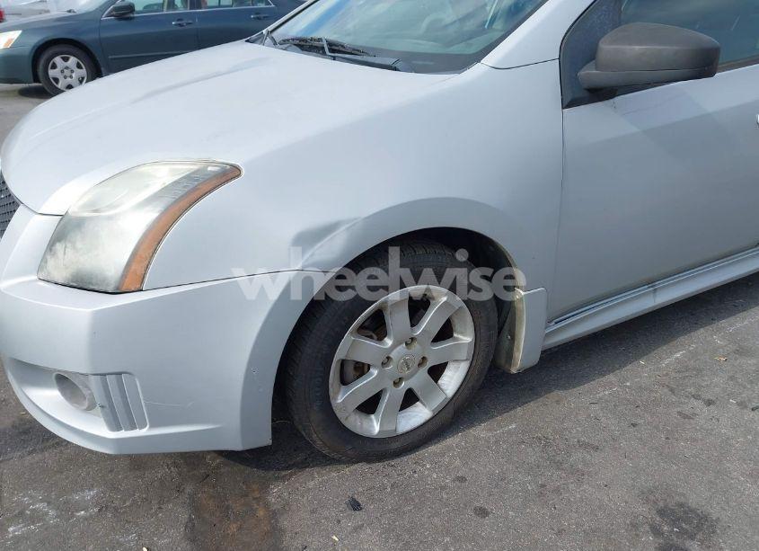 Photo 6 of 2011 Nissan Sentra 2.0SR (VIN 3N1AB6AP6BL621328)