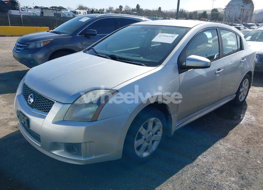 Photo 2 of 2011 Nissan Sentra 2.0SR (VIN 3N1AB6AP6BL625508)