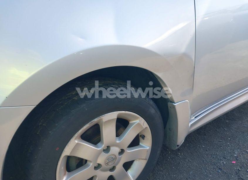 Photo 6 of 2011 Nissan Sentra 2.0SR (VIN 3N1AB6AP6BL625508)