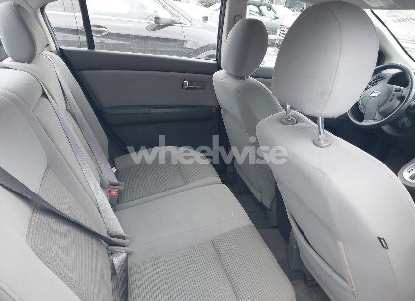 Photo 8 of 2011 Nissan Sentra 2.0S (VIN 3N1AB6AP6BL629977)