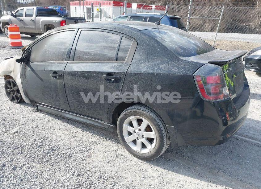 Photo 3 of 2011 Nissan Sentra 2.0SR (VIN 3N1AB6AP6BL634693)