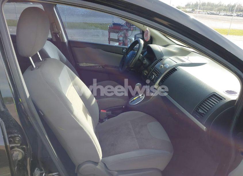 Photo 5 of 2011 Nissan Sentra 2.0S (VIN 3N1AB6AP6BL649601)