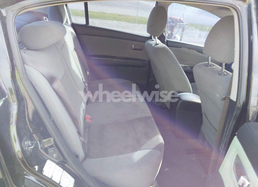 Photo 8 of 2011 Nissan Sentra 2.0S (VIN 3N1AB6AP6BL649601)