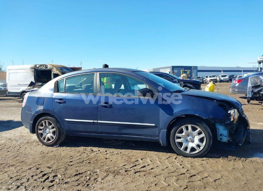 Photo 12 of 2011 Nissan Sentra 2.0S (VIN 3N1AB6AP6BL684610)