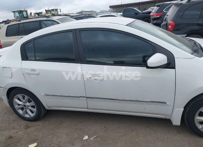 Photo 14 of 2011 Nissan Sentra 2.0SL (VIN 3N1AB6AP6BL687667)