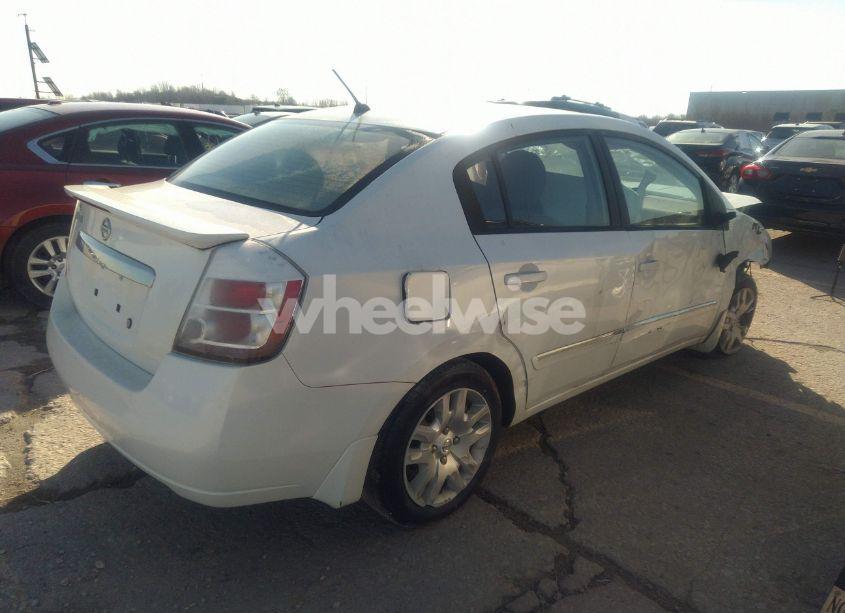 Photo 4 of 2011 Nissan Sentra 2.0S (VIN 3N1AB6AP6BL699818)