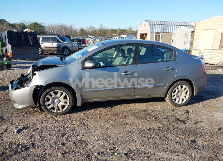 Photo 13 of 2011 Nissan Sentra 2.0S (VIN 3N1AB6AP6BL702359)