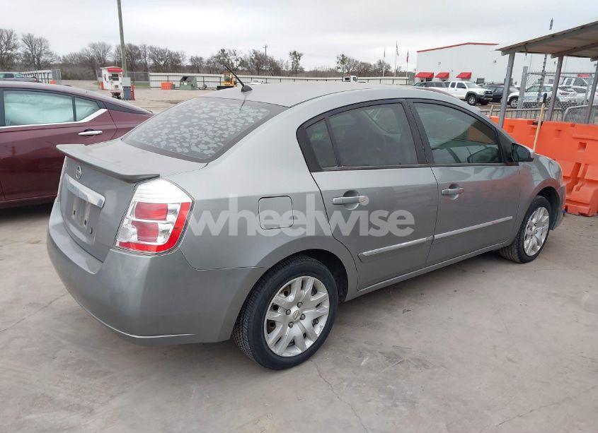 Photo 4 of 2011 Nissan Sentra 2.0S (VIN 3N1AB6AP6BL715645)