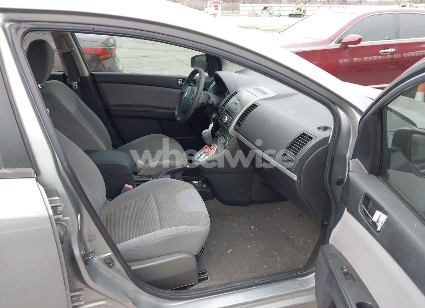 Photo 5 of 2011 Nissan Sentra 2.0S (VIN 3N1AB6AP6BL715645)