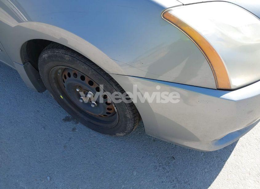 Photo 6 of 2011 Nissan Sentra 2.0S (VIN 3N1AB6AP6BL732008)