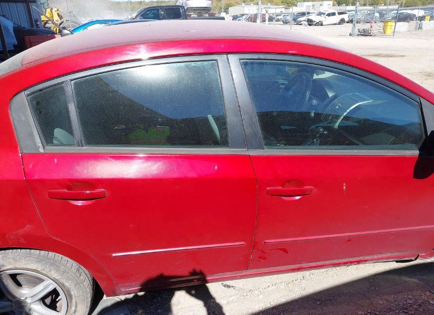 Photo 13 of 2012 Nissan Sentra 2.0 (VIN 3N1AB6AP6CL670515)