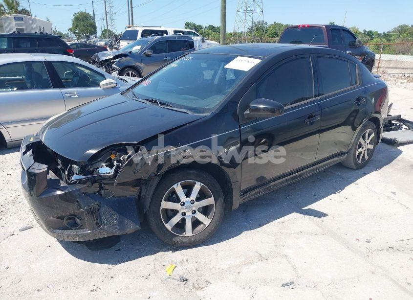 Photo 2 of 2012 Nissan Sentra 2.0 SR (VIN 3N1AB6AP6CL679313)