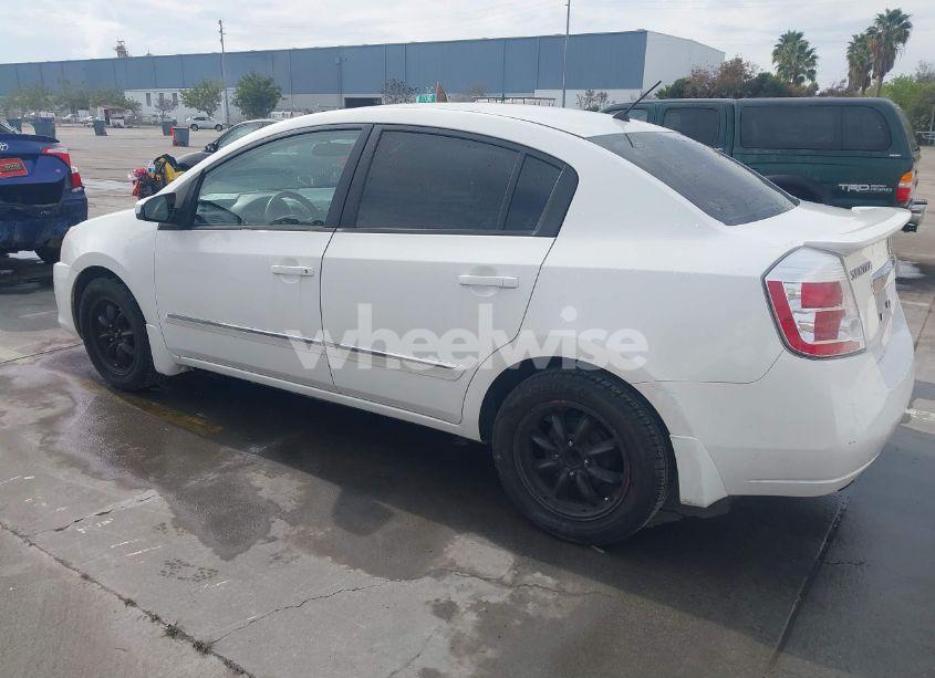 Photo 3 of 2012 Nissan Sentra 2.0 S (VIN 3N1AB6AP6CL679375)