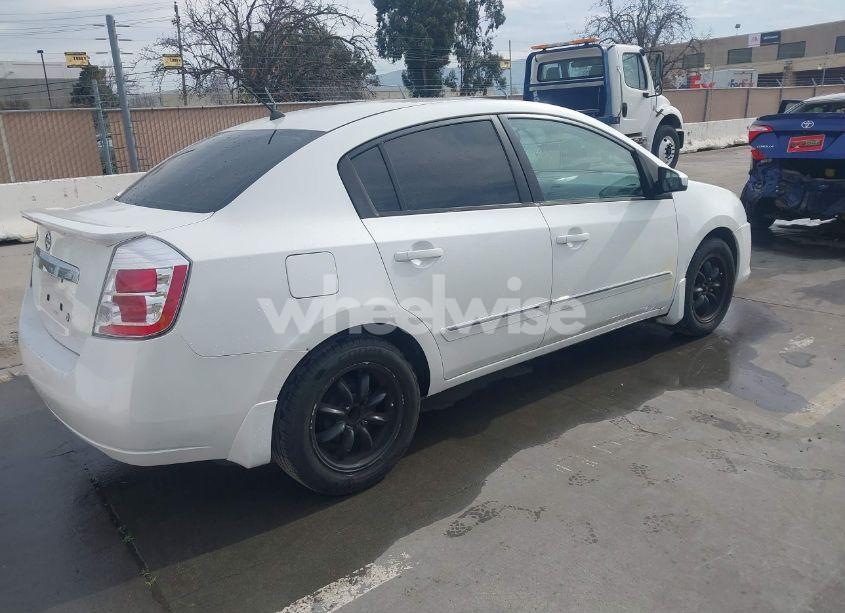 Photo 4 of 2012 Nissan Sentra 2.0 S (VIN 3N1AB6AP6CL679375)