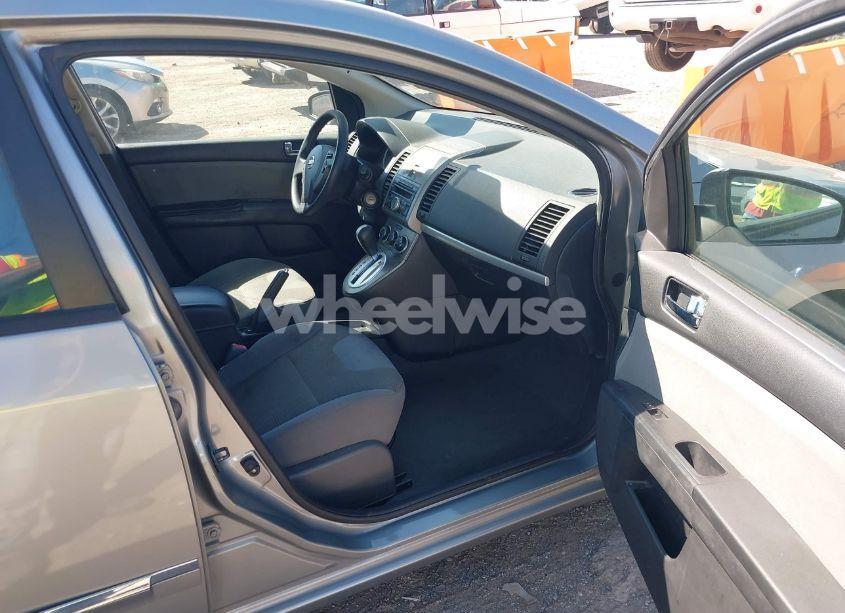 Photo 5 of 2012 Nissan Sentra 2.0 S (VIN 3N1AB6AP6CL748856)