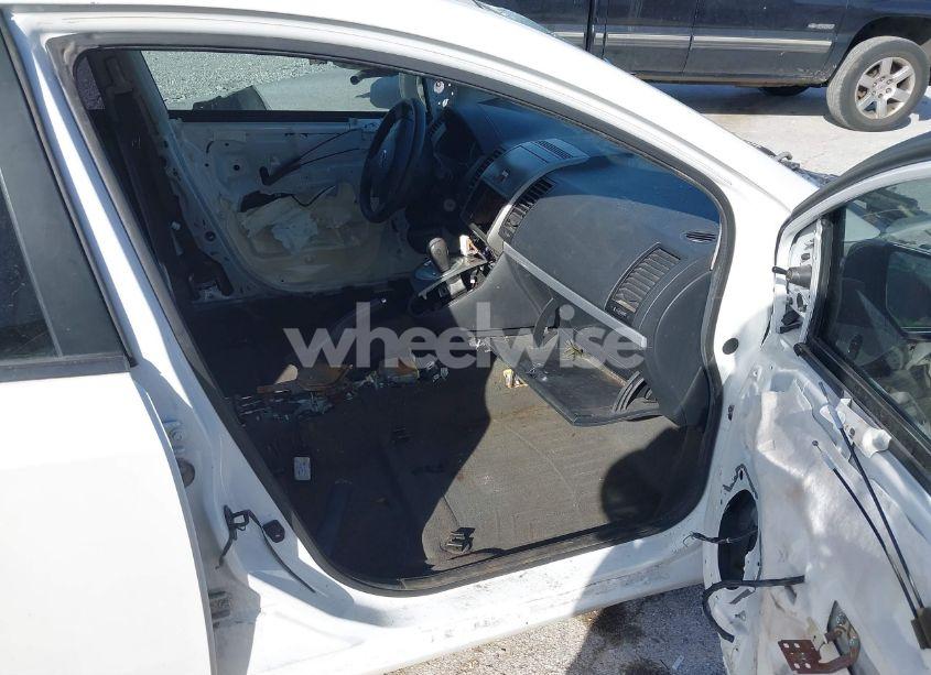 Photo 5 of 2012 Nissan Sentra 2.0 (VIN 3N1AB6AP6CL772963)