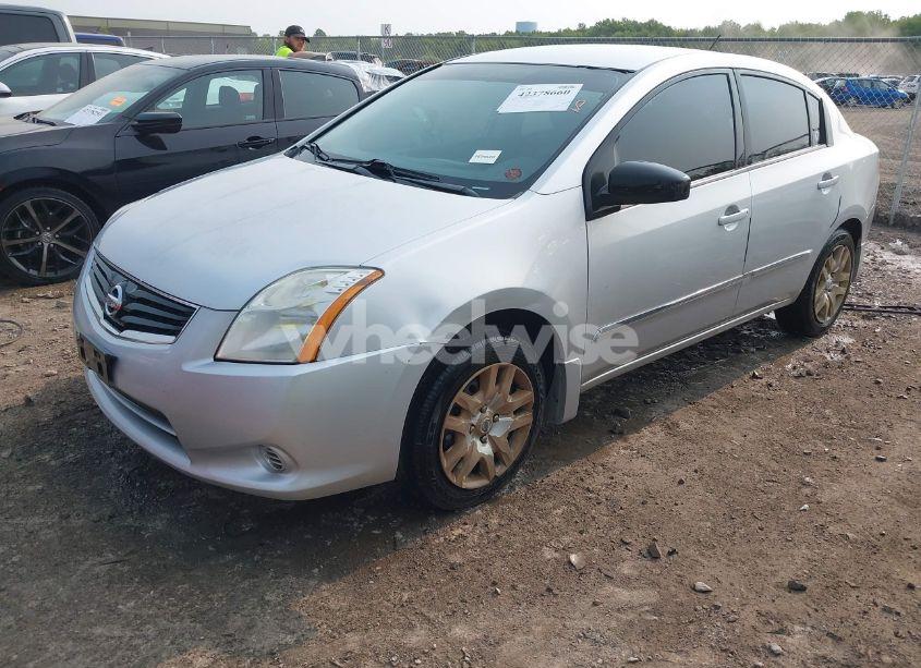 Photo 2 of 2010 Nissan Sentra 2.0S (VIN 3N1AB6AP7AL670293)