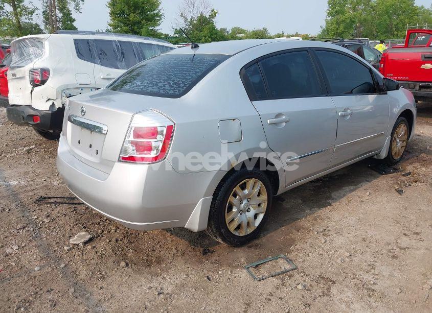 Photo 4 of 2010 Nissan Sentra 2.0S (VIN 3N1AB6AP7AL670293)