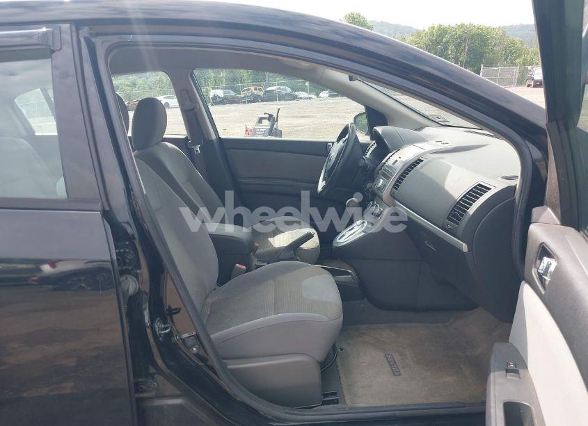 Photo 5 of 2010 Nissan Sentra 2.0SR (VIN 3N1AB6AP7AL722103)