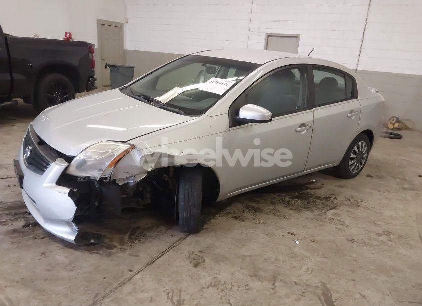 Photo 2 of 2011 Nissan Sentra 2.0 (VIN 3N1AB6AP7BL639501)