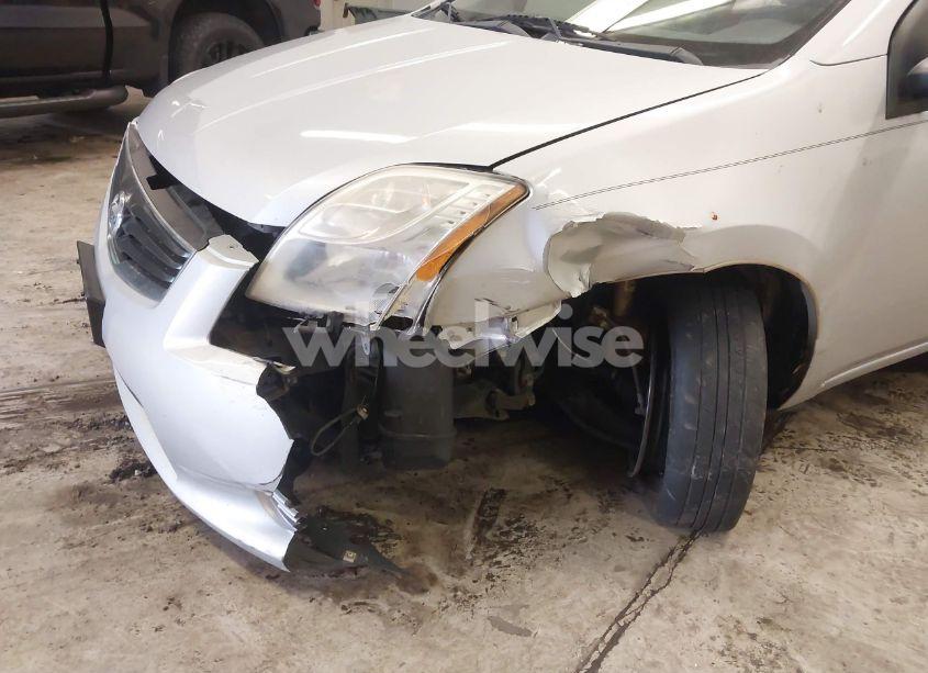 Photo 6 of 2011 Nissan Sentra 2.0 (VIN 3N1AB6AP7BL639501)