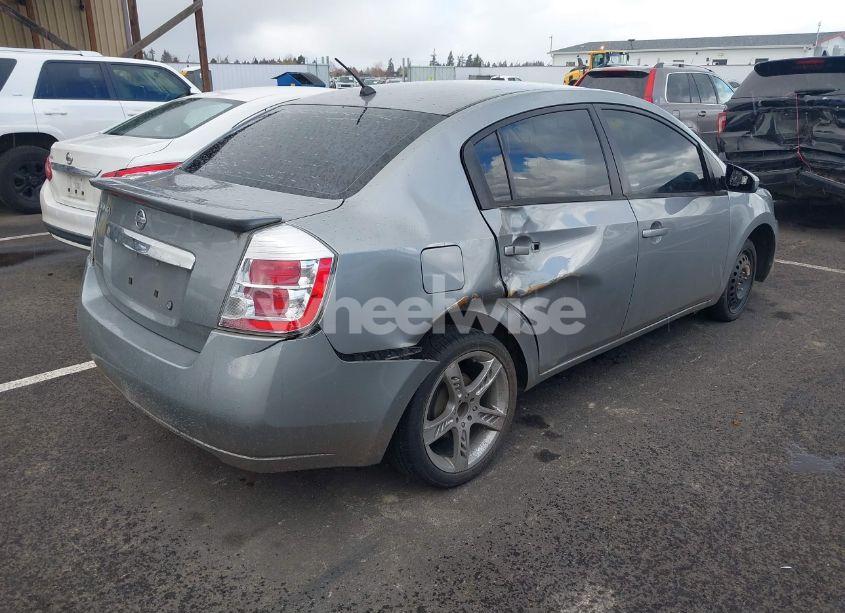 Photo 4 of 2011 Nissan Sentra 2.0 (VIN 3N1AB6AP7BL718067)