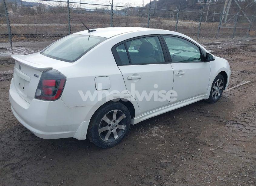 Photo 4 of 2012 Nissan Sentra 2.0 SR (VIN 3N1AB6AP7CL744492)