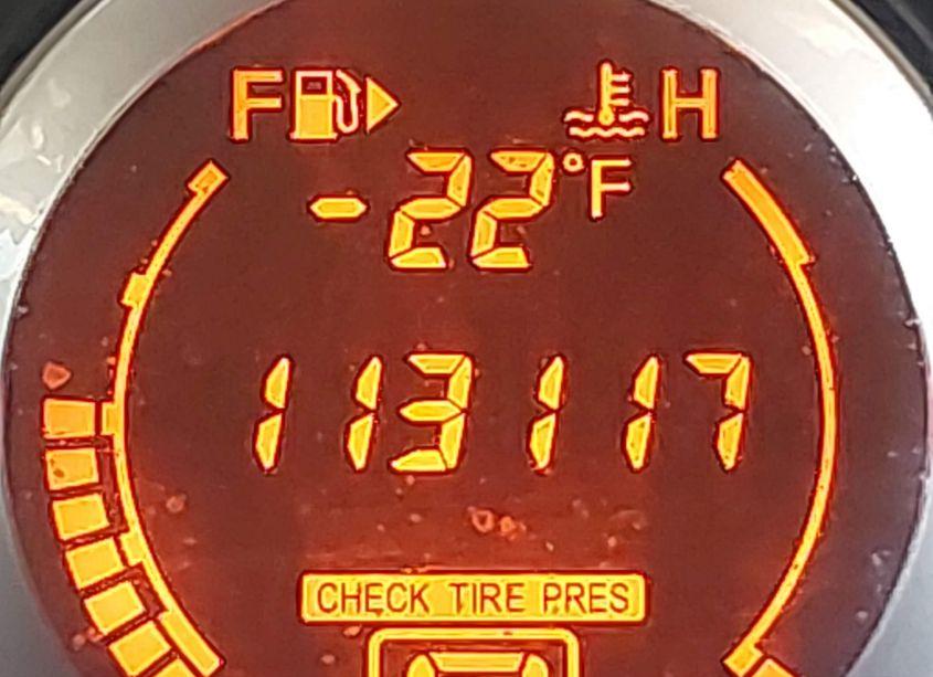 Photo 15 of 2012 Nissan Sentra 2.0 S (VIN 3N1AB6AP7CL780487)