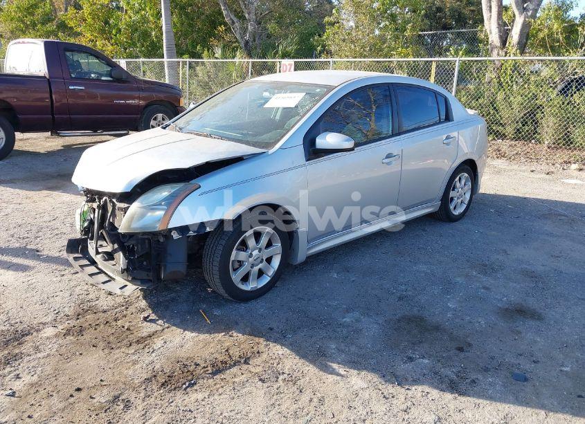 Photo 2 of 2010 Nissan Sentra 2.0SR (VIN 3N1AB6AP8AL608871)