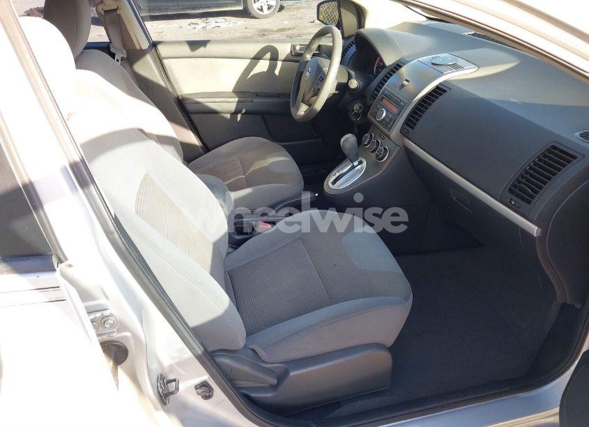 Photo 5 of 2010 Nissan Sentra 2.0SR (VIN 3N1AB6AP8AL608871)