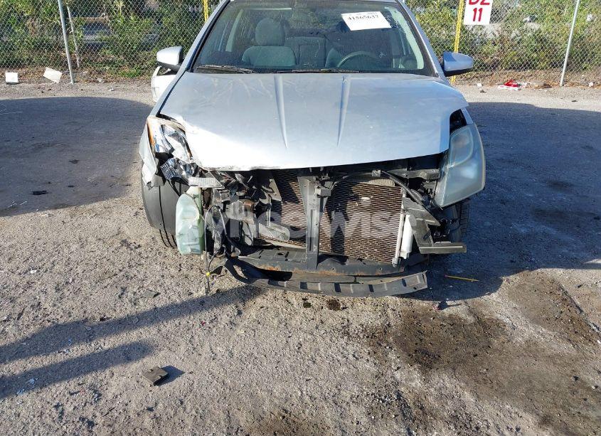 Photo 6 of 2010 Nissan Sentra 2.0SR (VIN 3N1AB6AP8AL608871)